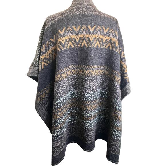 Aritzia Wilfred Free Italian Cape Sweater XXS - Picture 2 of 3
